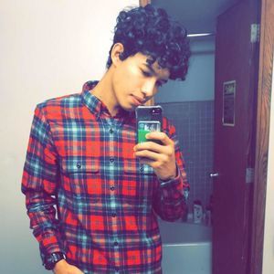 Meet your Posher, Noe